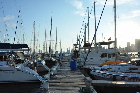O pier da marina de Cartagena, na Colômbia, de onde saiu nosso veleiro para o Panamá